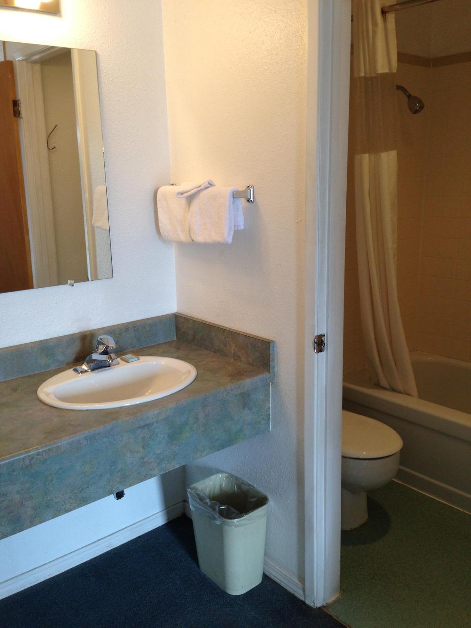 Redwood Inn Crescent City Quarto foto